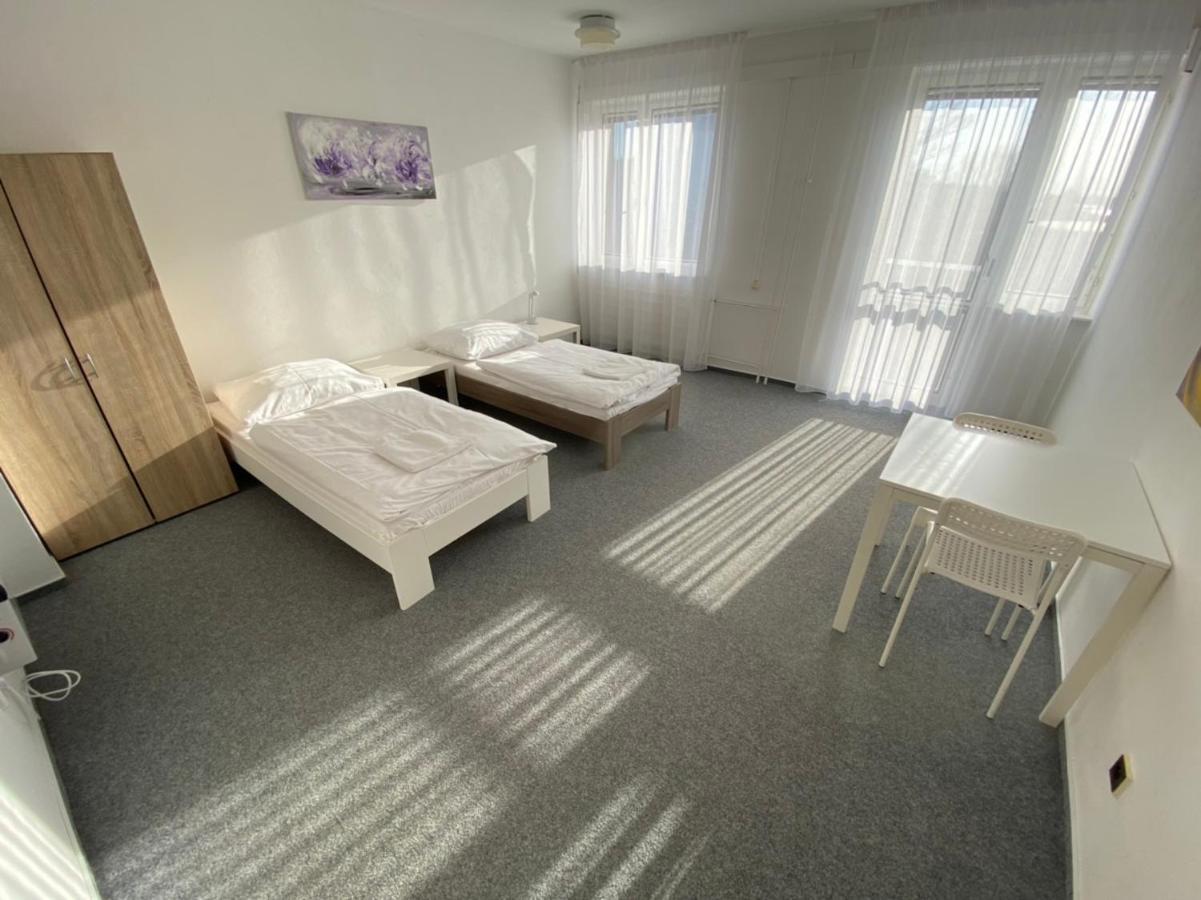 Ubytovna Kubra Hodonín Exterior foto