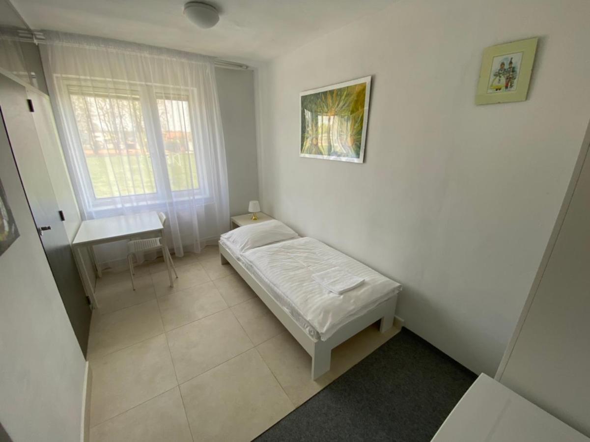 Ubytovna Kubra Hodonín Exterior foto