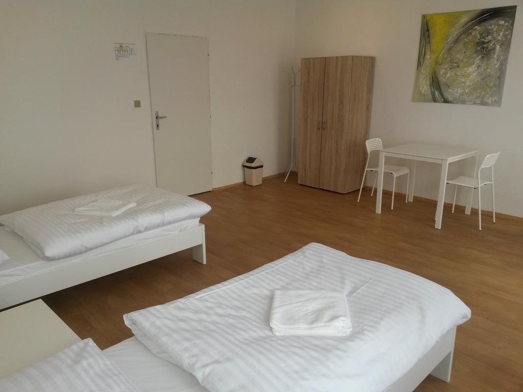 Ubytovna Kubra Hodonín Habitación foto