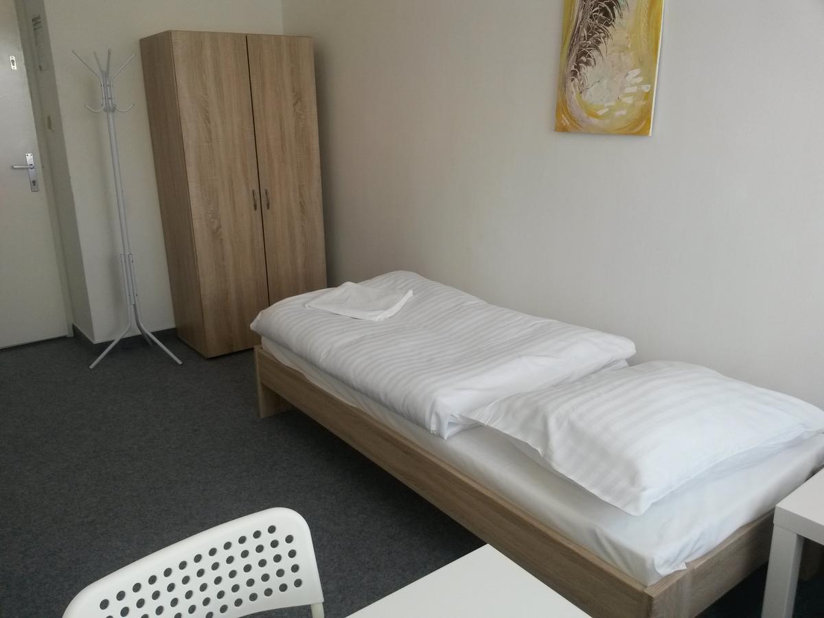 Ubytovna Kubra Hodonín Habitación foto